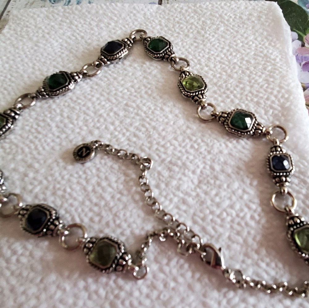 Neklace